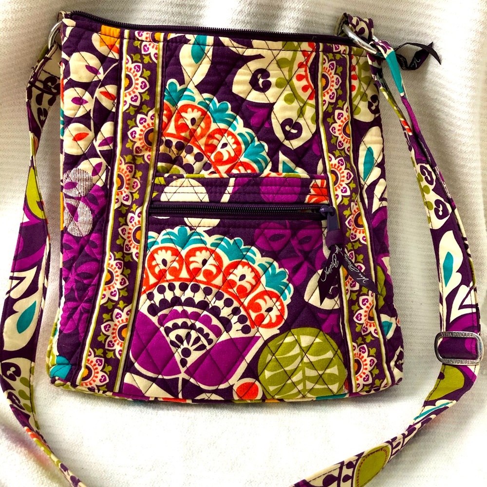 Vera Bradley adjustable shoulder bag